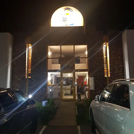 Class-hotel