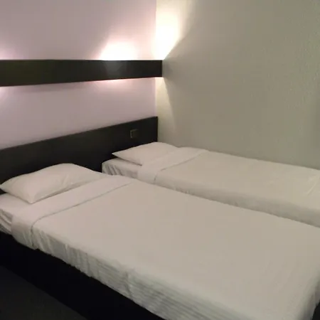 Class-hotel 2*